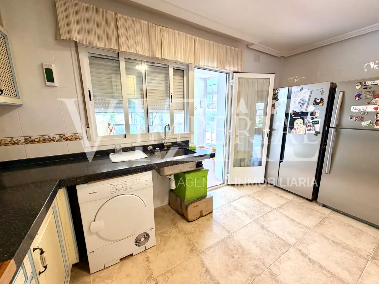 Cuina de Casa o xalet en venda en Barcience amb Aire condicionat, Calefacció i Jardí privat