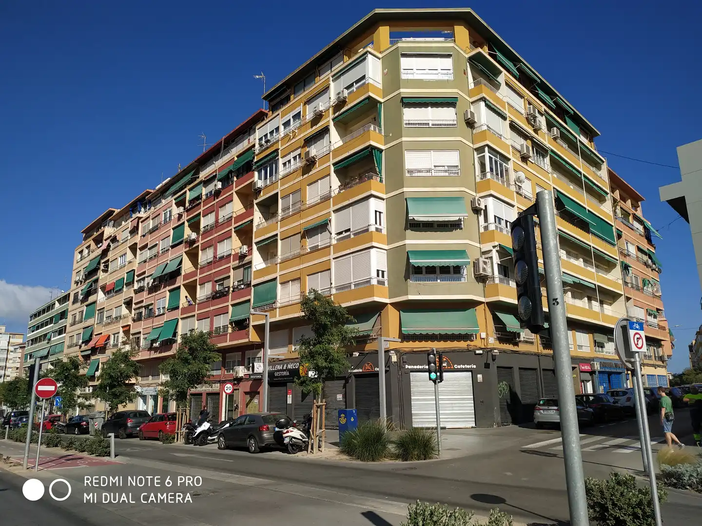 Vista exterior de Local de alquiler en Alicante / Alacant con Aire acondicionado