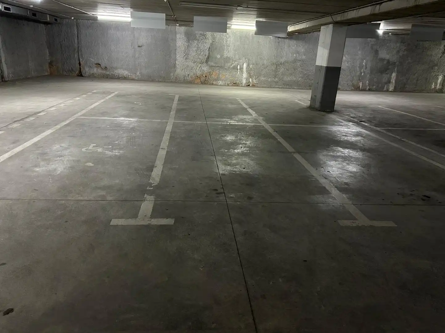 Parkplatz von Garage zum Verkauf in Rubí