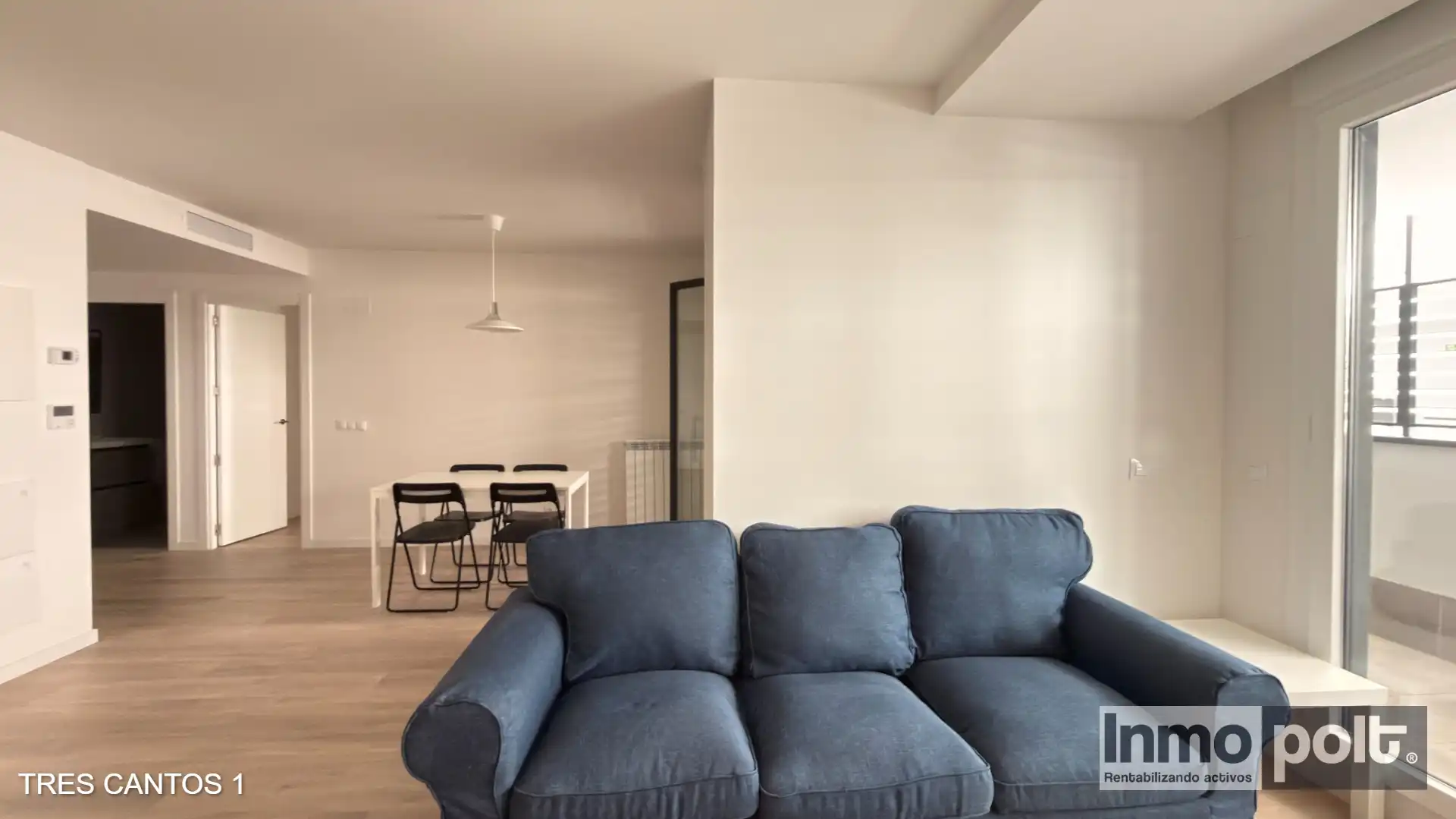 Living room of Flat for rent in Tres Cantos  with Air Conditioner, Furnished and Oven