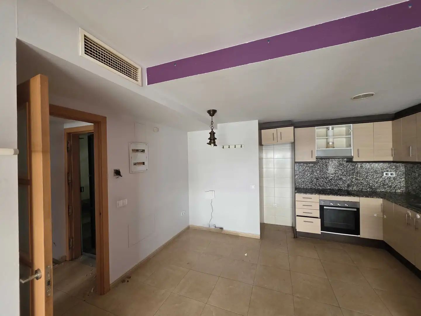 Küche von Wohnung zum Verkauf in Torredembarra mit Klimaanlage, Heizung und Balkon