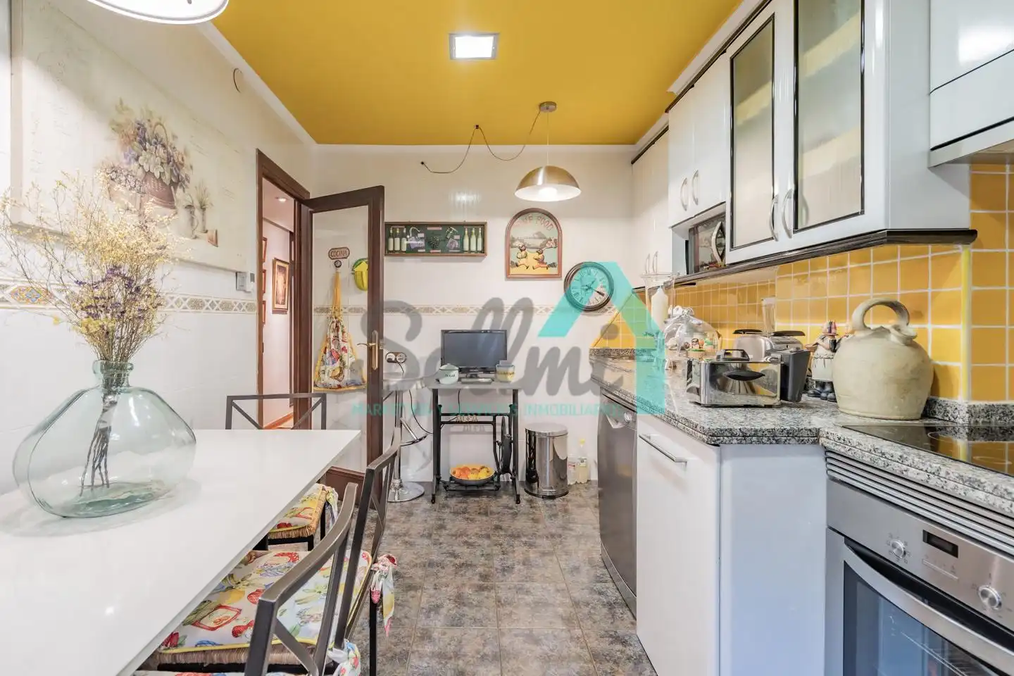 Cocina de Piso en venta en Mieres (Asturias) con Calefacción y Parquet