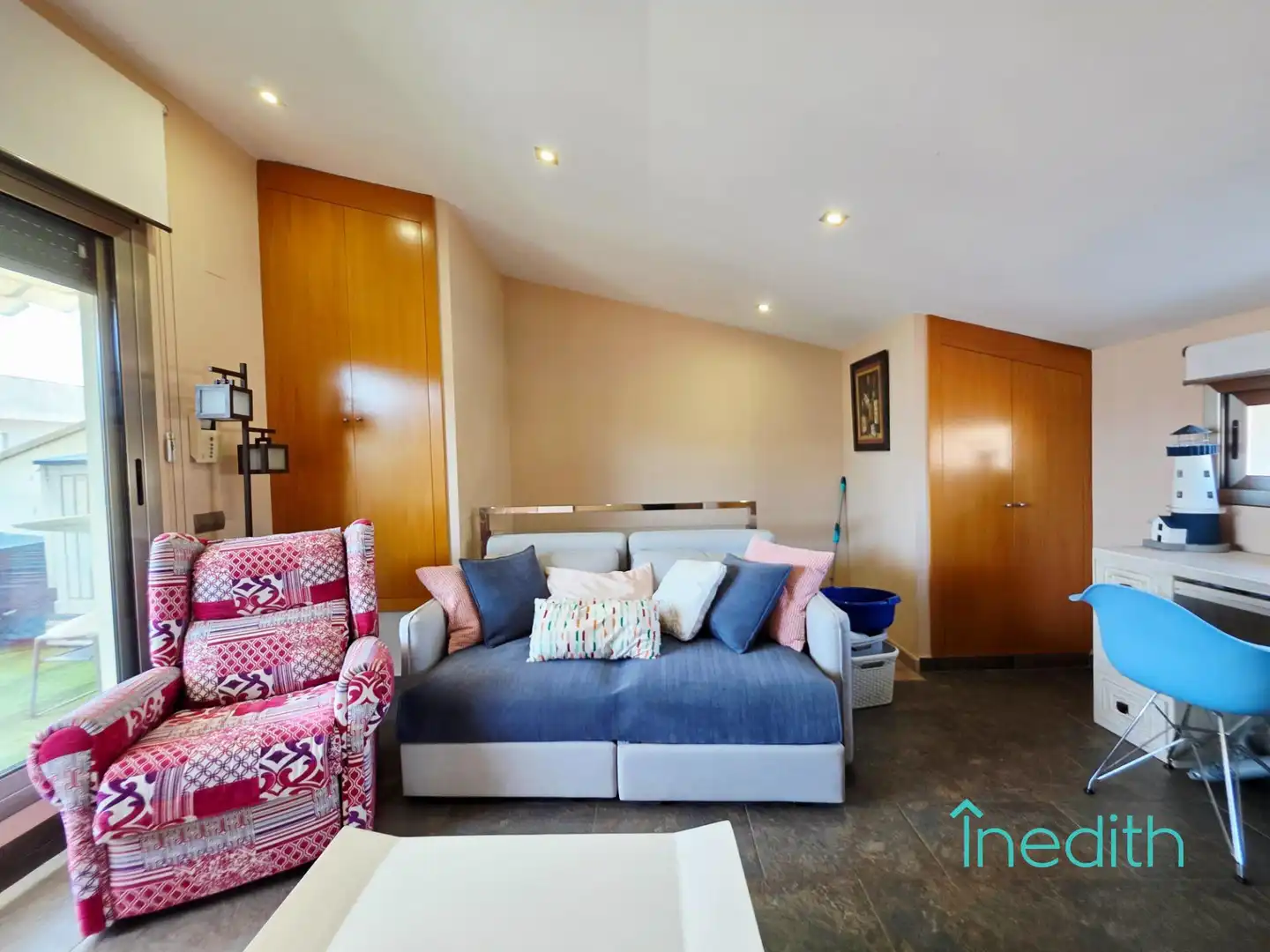 Living room of Houses for sale in Cubelles  with Air Conditioner, Heating and Private garden