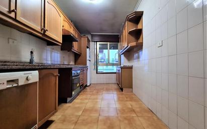 Kitchen of Flat for sale in Ourense Capital   with Heating, Parquet flooring and Storage room