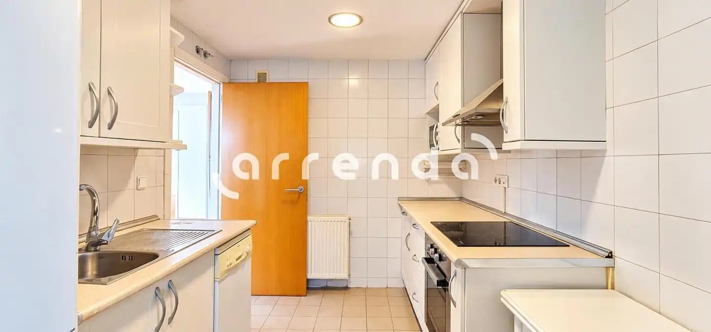 Küche von Wohnung zur Miete in Usera