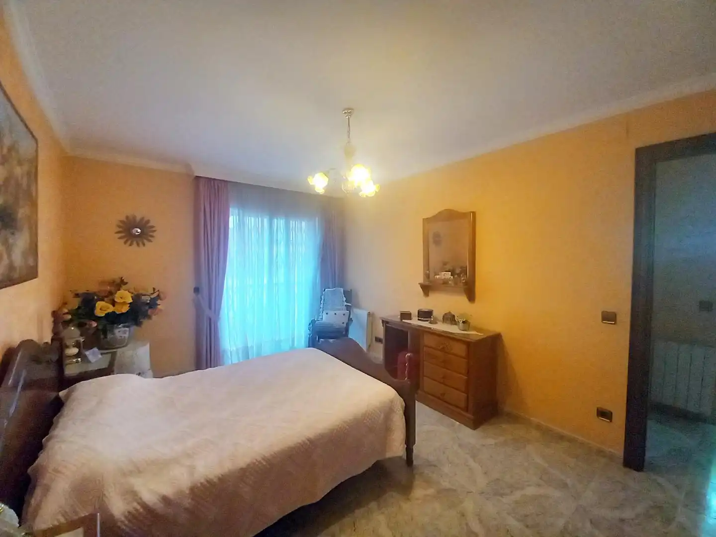 Habitación de Casa o chalet en venta en Mataró con Calefacción, Terraza y Balcón