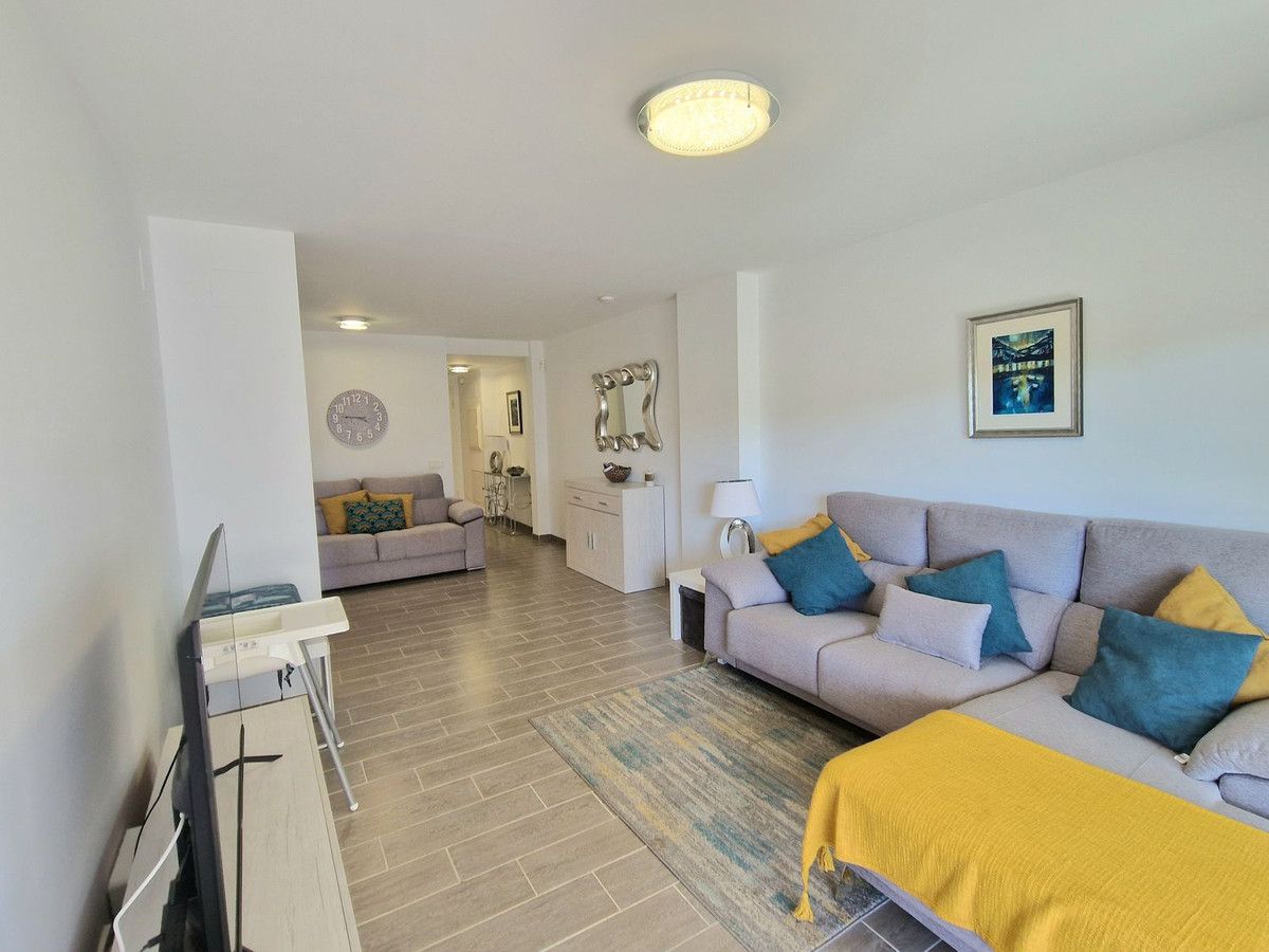 Sala d'estar de Pis en venda en Mijas amb Terrassa i Piscina