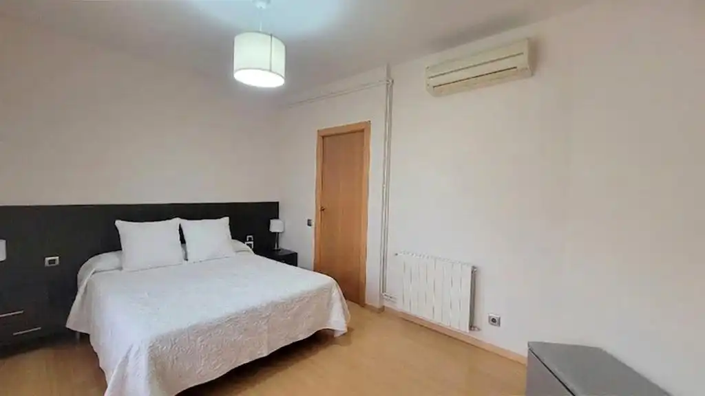 Bedroom of Attic for sale in L'Hospitalet de Llobregat  with Air Conditioner, Heating and Terrace