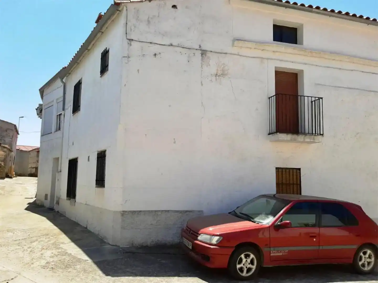 Vista exterior de Casa o xalet en venda en Almoharín amb Aire condicionat i Balcó
