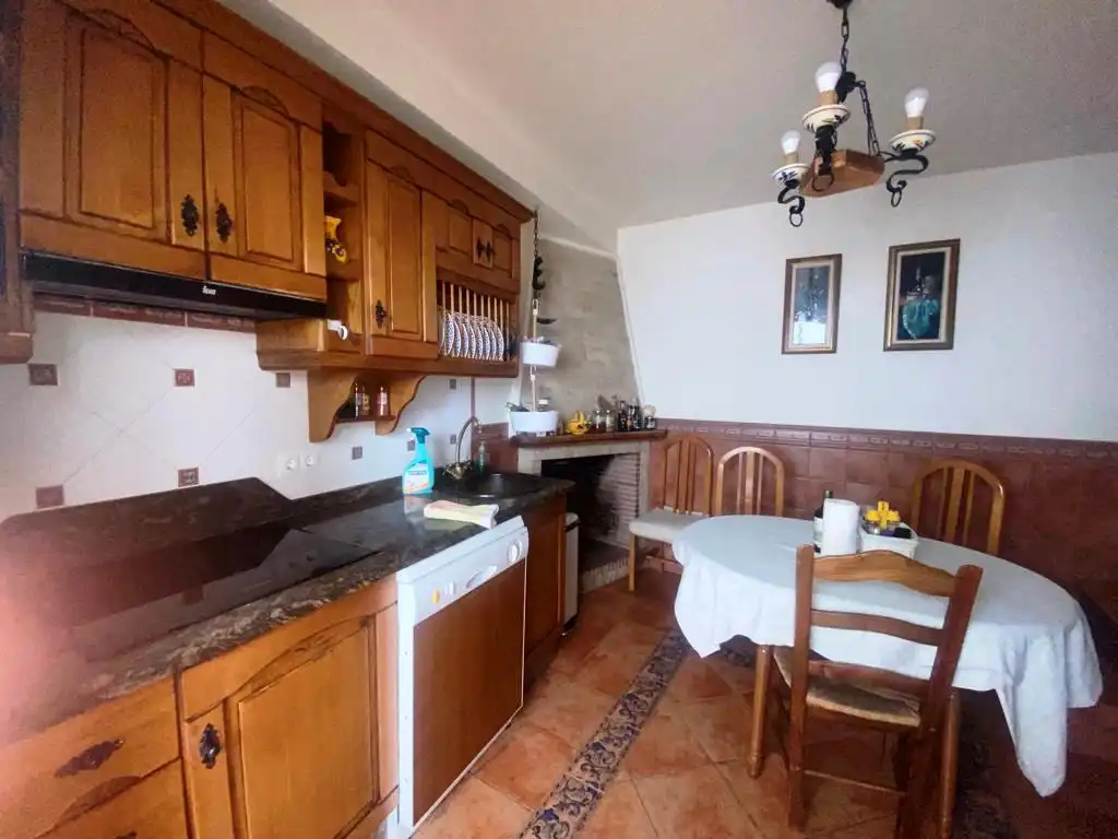 Cuina de Finca rústica en venda en Canillas de Albaida amb Aire condicionat