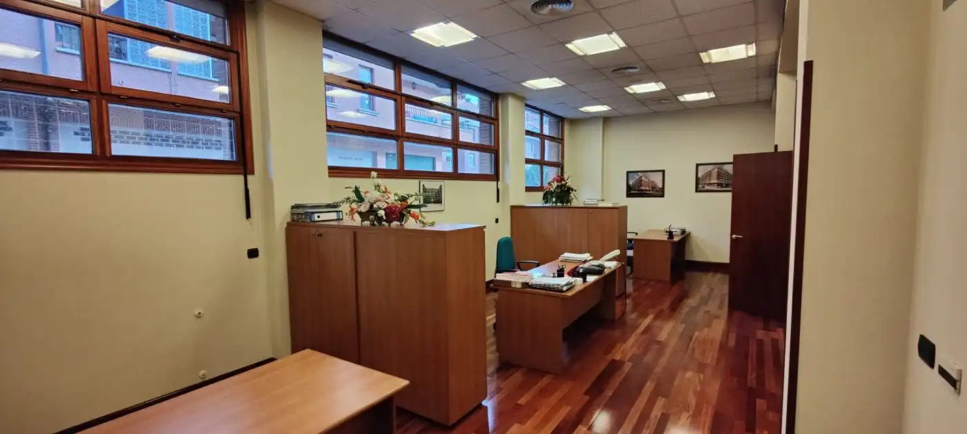 Local comercial en venta en Galdakao