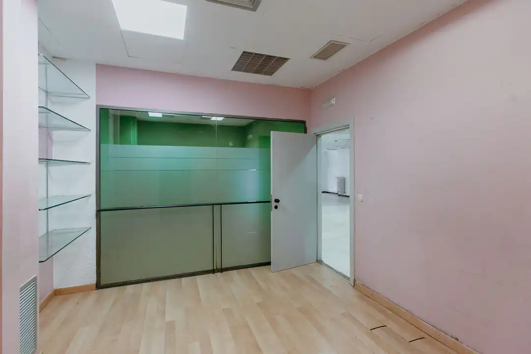 Local comercial de lloguer a Calle Zaragoza 3, imagen 12
