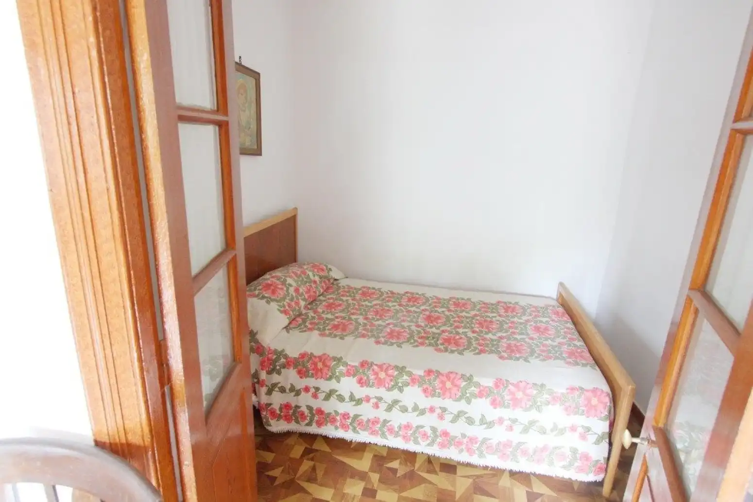 Schlafzimmer von Einfamilien-Reihenhaus zum Verkauf in Cieza (Cantabria) mit Parkett, Terrasse und Abstellraum