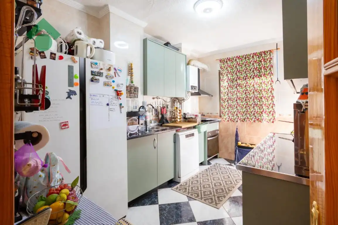 Cocina de Piso en venta en Almuñécar con Balcón