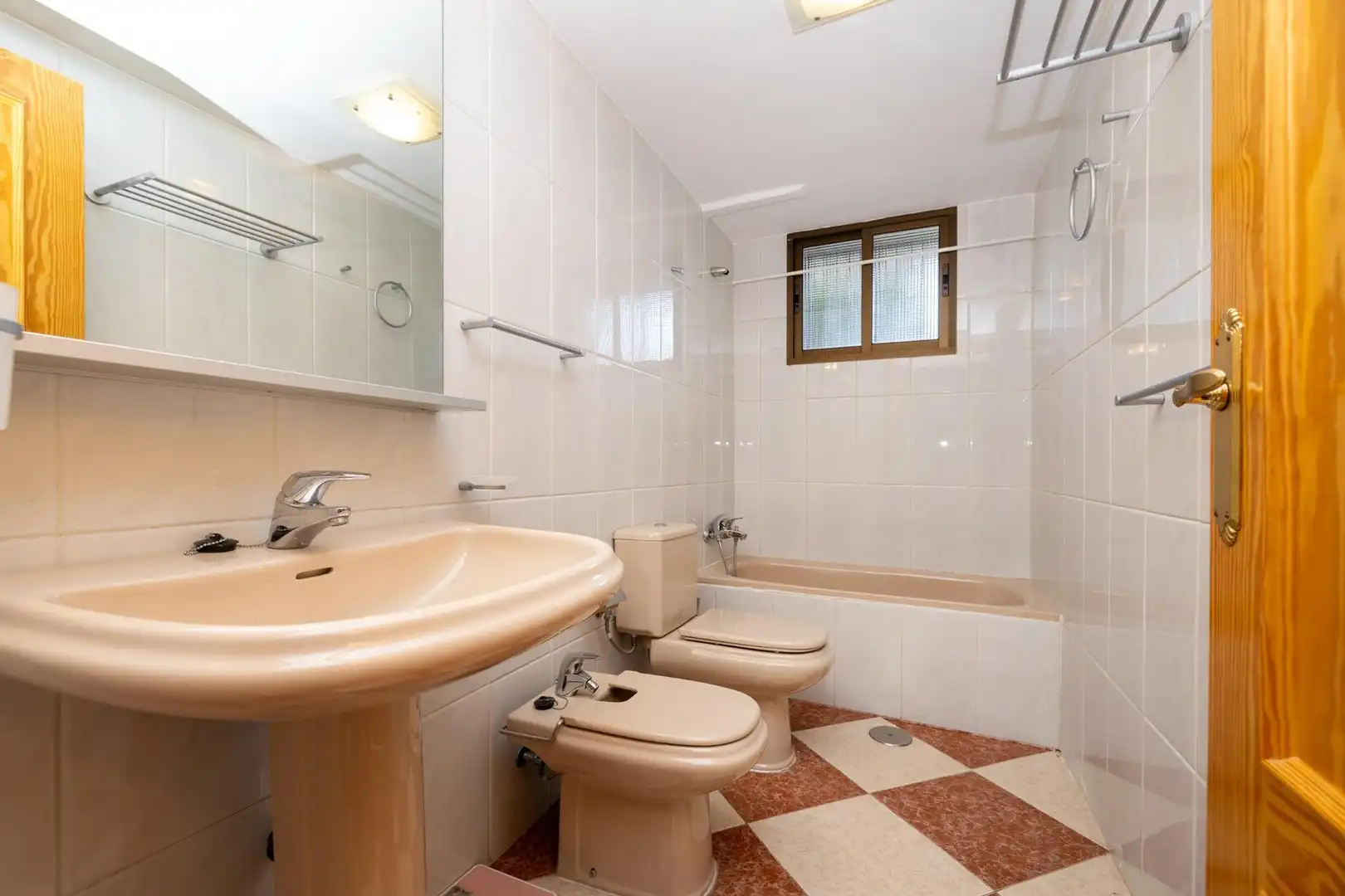 Villa mit Pool zum Verkauf in Calle Lindaraja, imagen 38