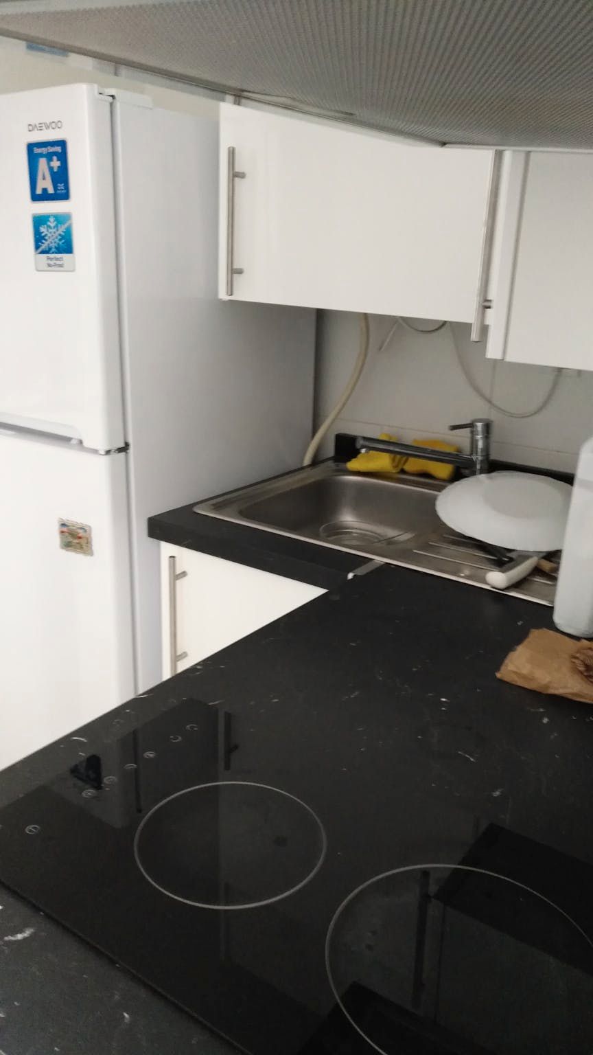 Cuina de Pis de lloguer en  Madrid Capital amb Calefacció, Moblat i Rentadora