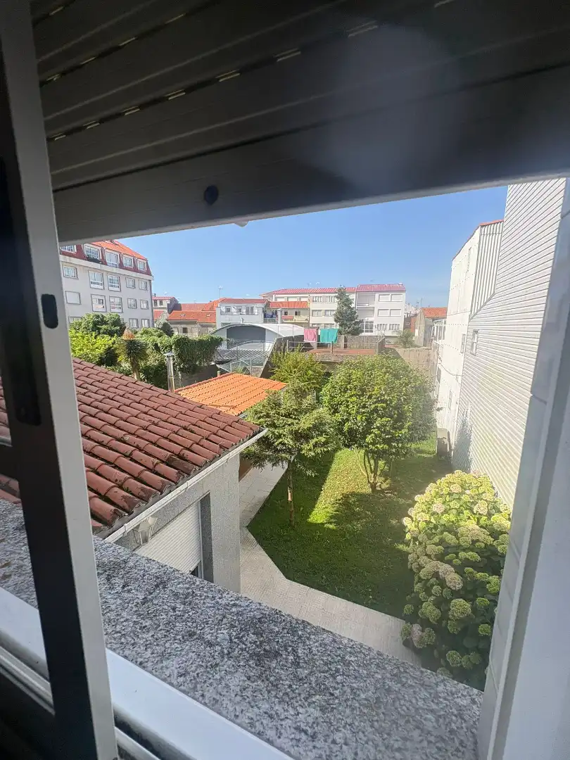 Vista exterior de Casa o chalet en venta en O Grove   con Calefacción, Jardín privado y Terraza
