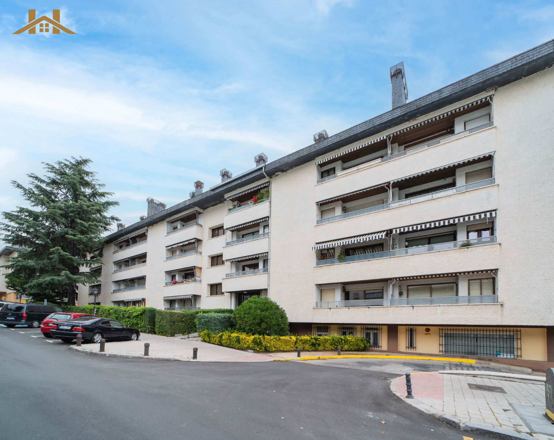Exterior view of Flat for sale in El Escorial  with Heating, Terrace and Furnished