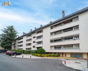 Vista exterior de Pis en venda en El Escorial amb Calefacció, Terrassa i Moblat