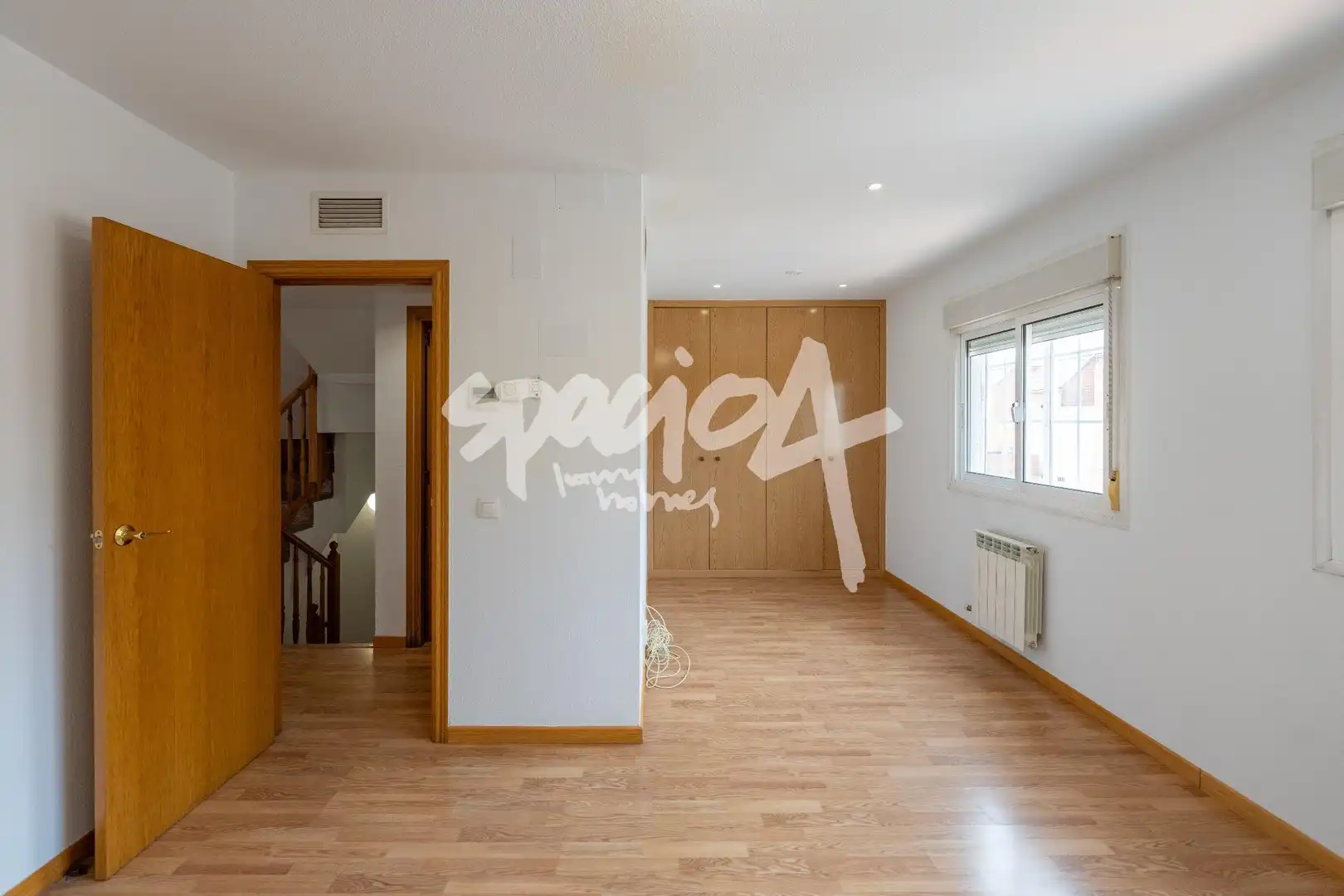 Dormitori de Casa o xalet en venda en Alcalá de Henares amb Aire condicionat, Calefacció i Jardí privat