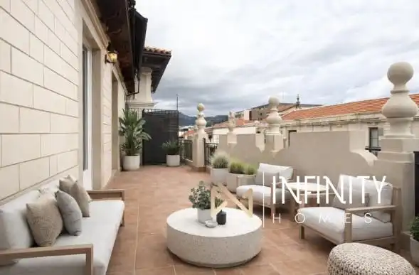 Terraza de Piso en venta en Bilbao  con Calefacción, Terraza y Balcón