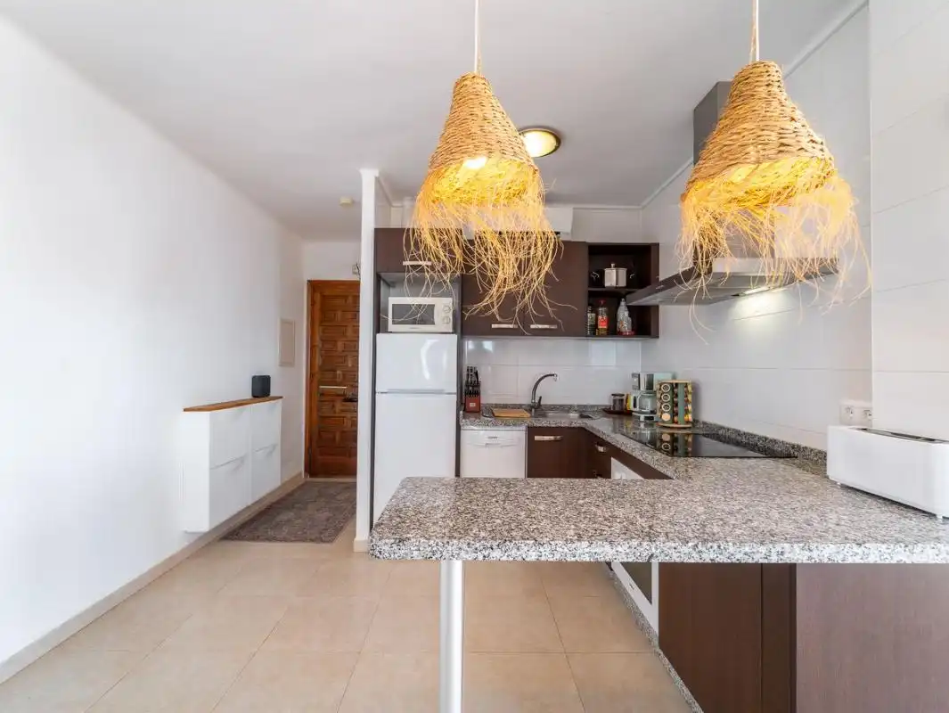 Küche von Dachboden zum Verkauf in Nerja mit Klimaanlage, Heizung und Terrasse
