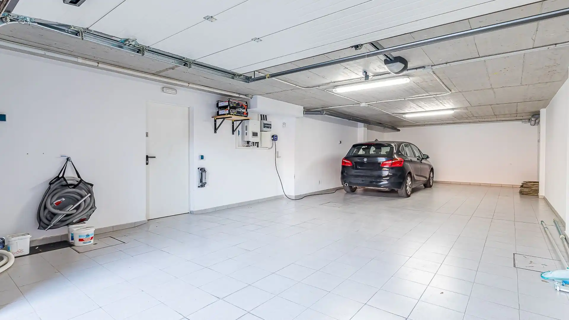 Parking de Casa o chalet de alquiler en Majadahonda con Aire acondicionado, Calefacción y Terraza