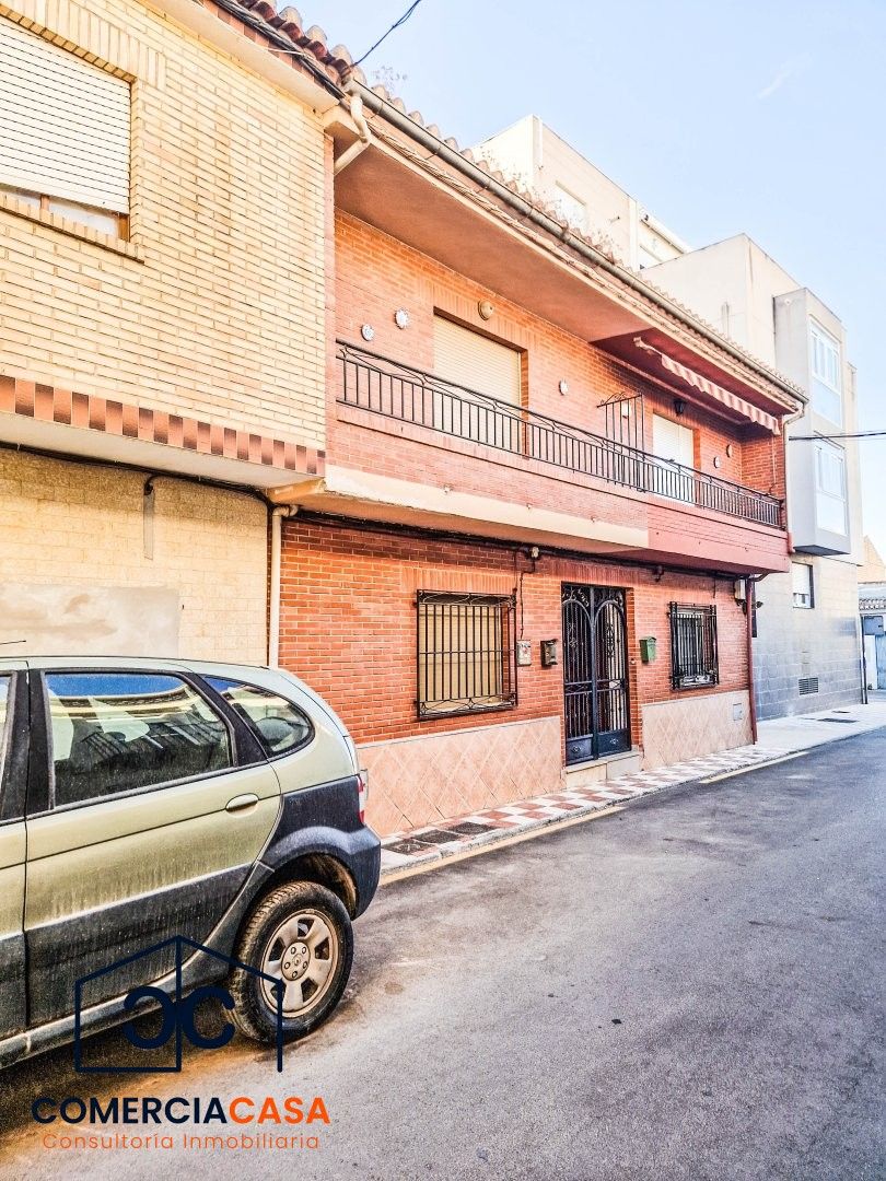 Exterior view of House or chalet for sale in Armilla  with Terrace