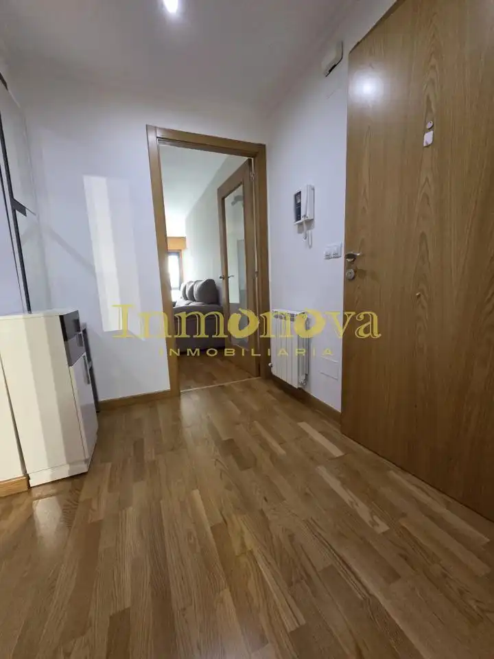 Habitación de Piso en venta en O Porriño   con Calefacción, Trastero y Amueblado