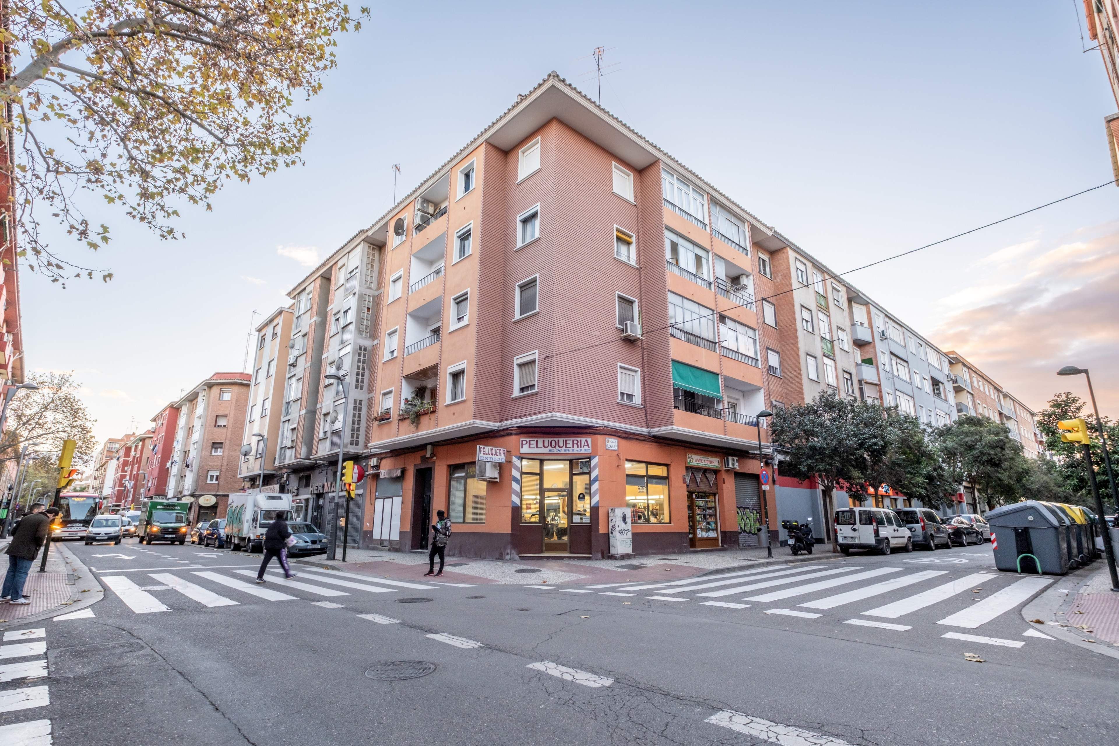 Exterior view of Flat for sale in  Zaragoza Capital  with Terrace and Balcony