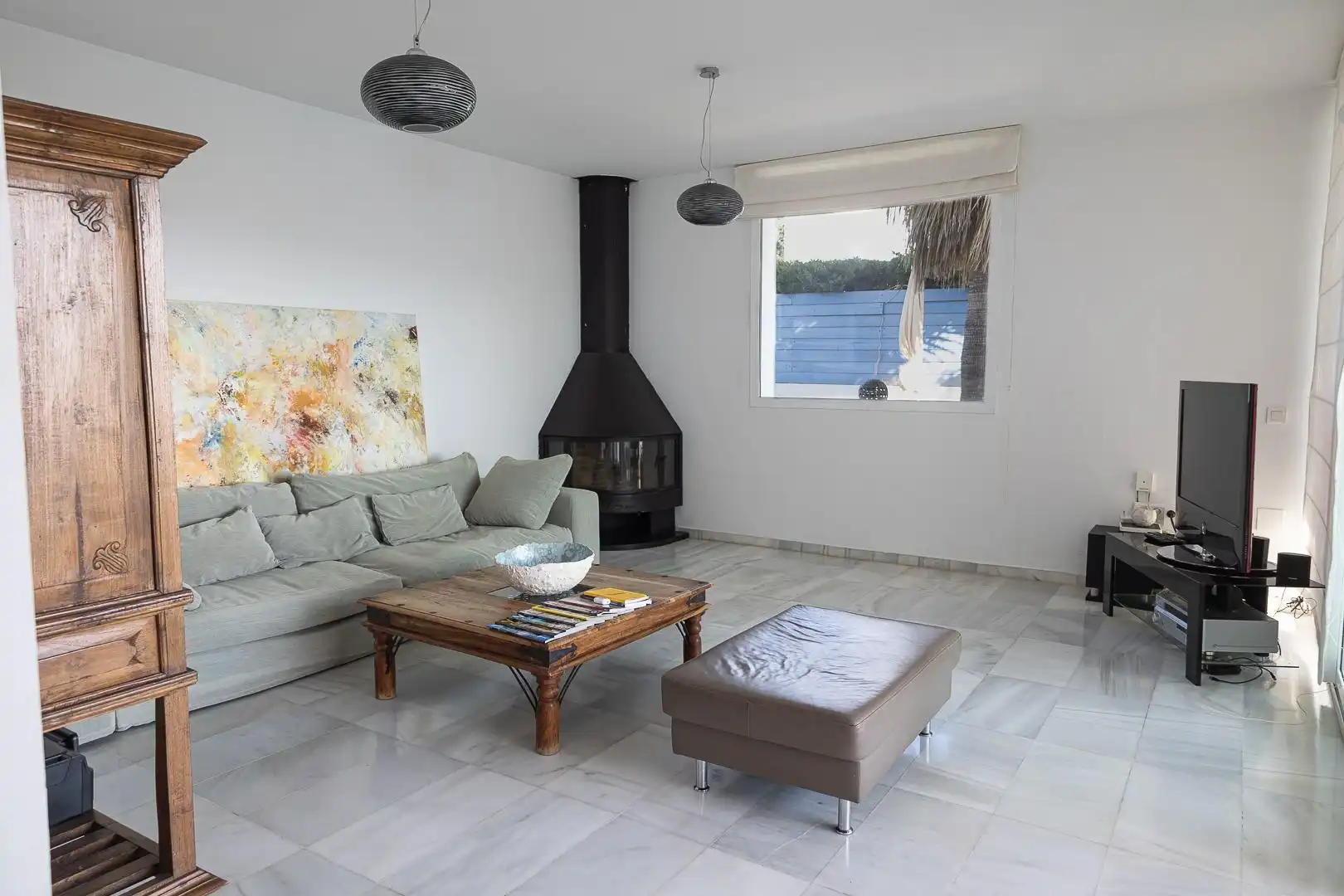 Sala d'estar de Casa o xalet en venda en Rincón de la Victoria amb Aire condicionat, Jardí privat i Terrassa