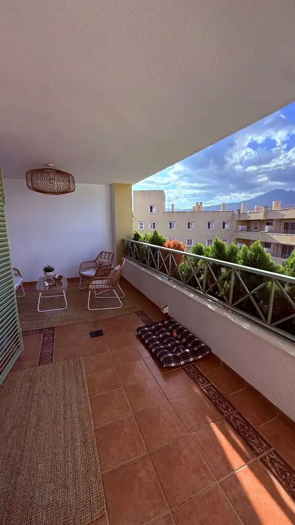 Terrasse von Wohnung zum Verkauf in Marbella mit Klimaanlage, Terrasse und Abstellraum
