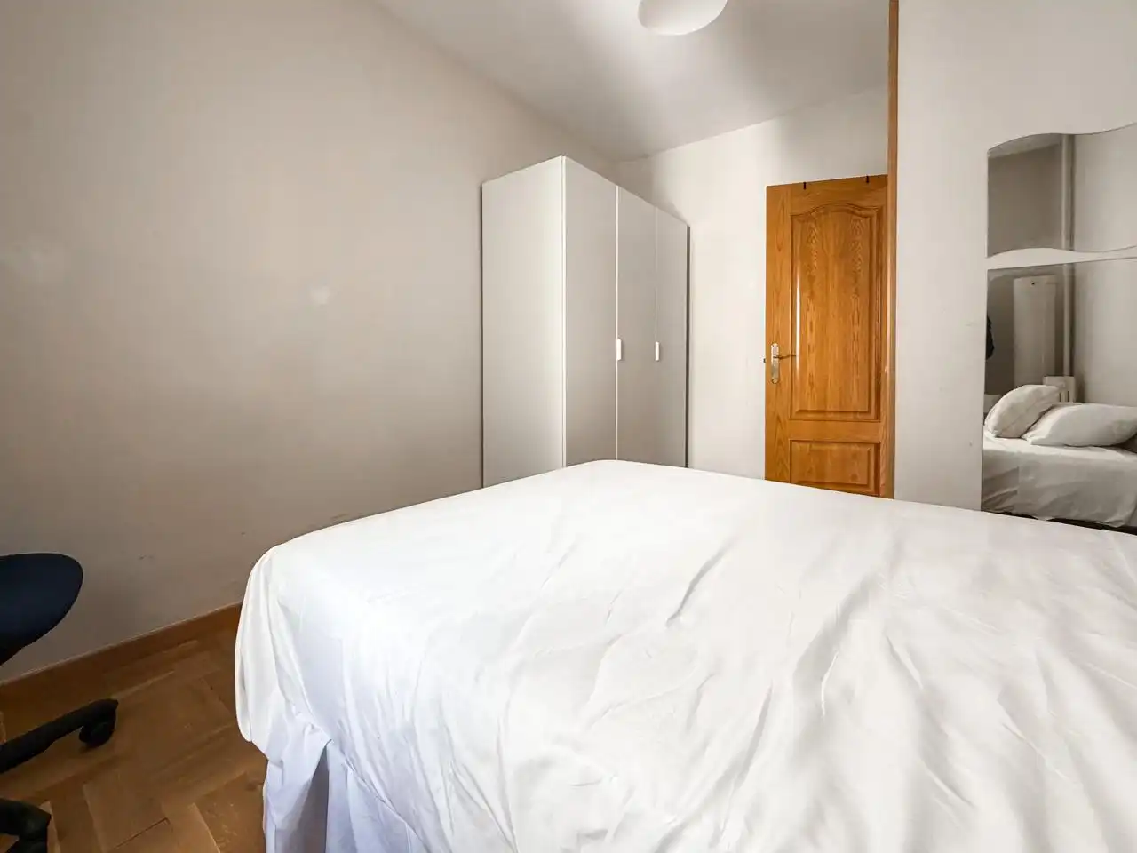 Habitación de Piso en venta en Madrid con Calefacción, Parquet y Terraza