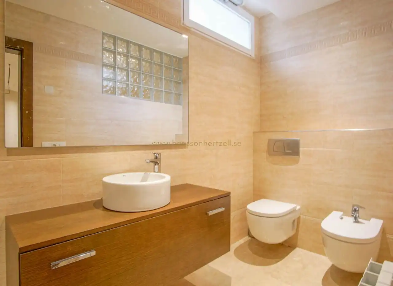 Bathroom of Houses for sale in Alicante / Alacant