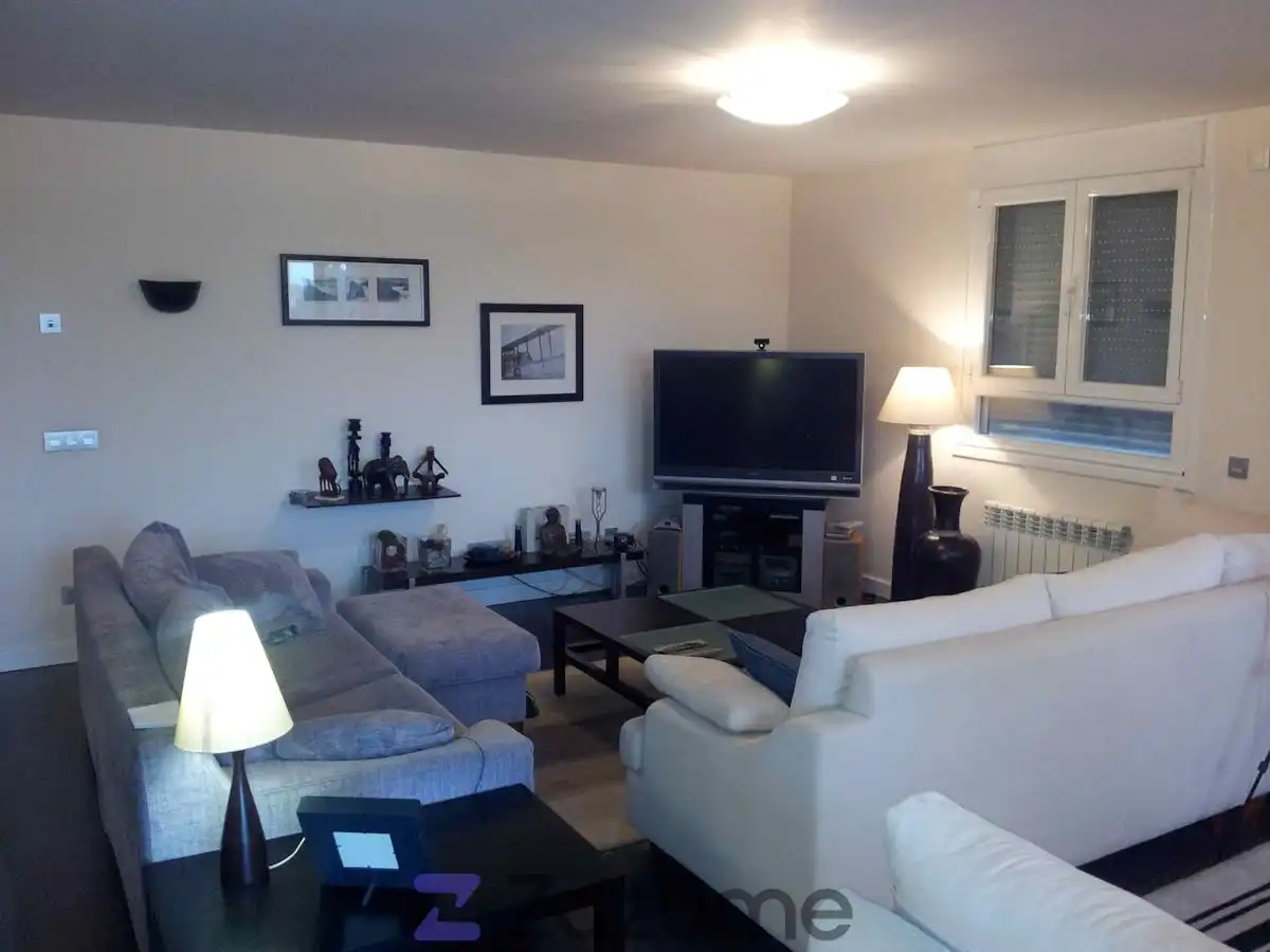 Sala de estar de Casa o chalet de alquiler en Aldeamayor de San Martín con Calefacción, Jardín privado y Terraza