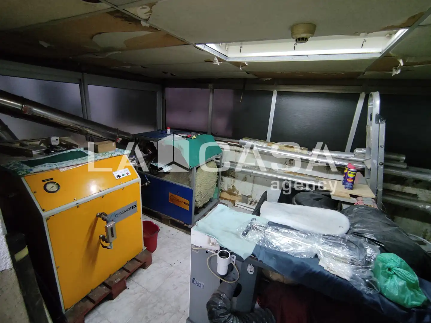 Local comercial en venda a Can Mariner, imagen 14