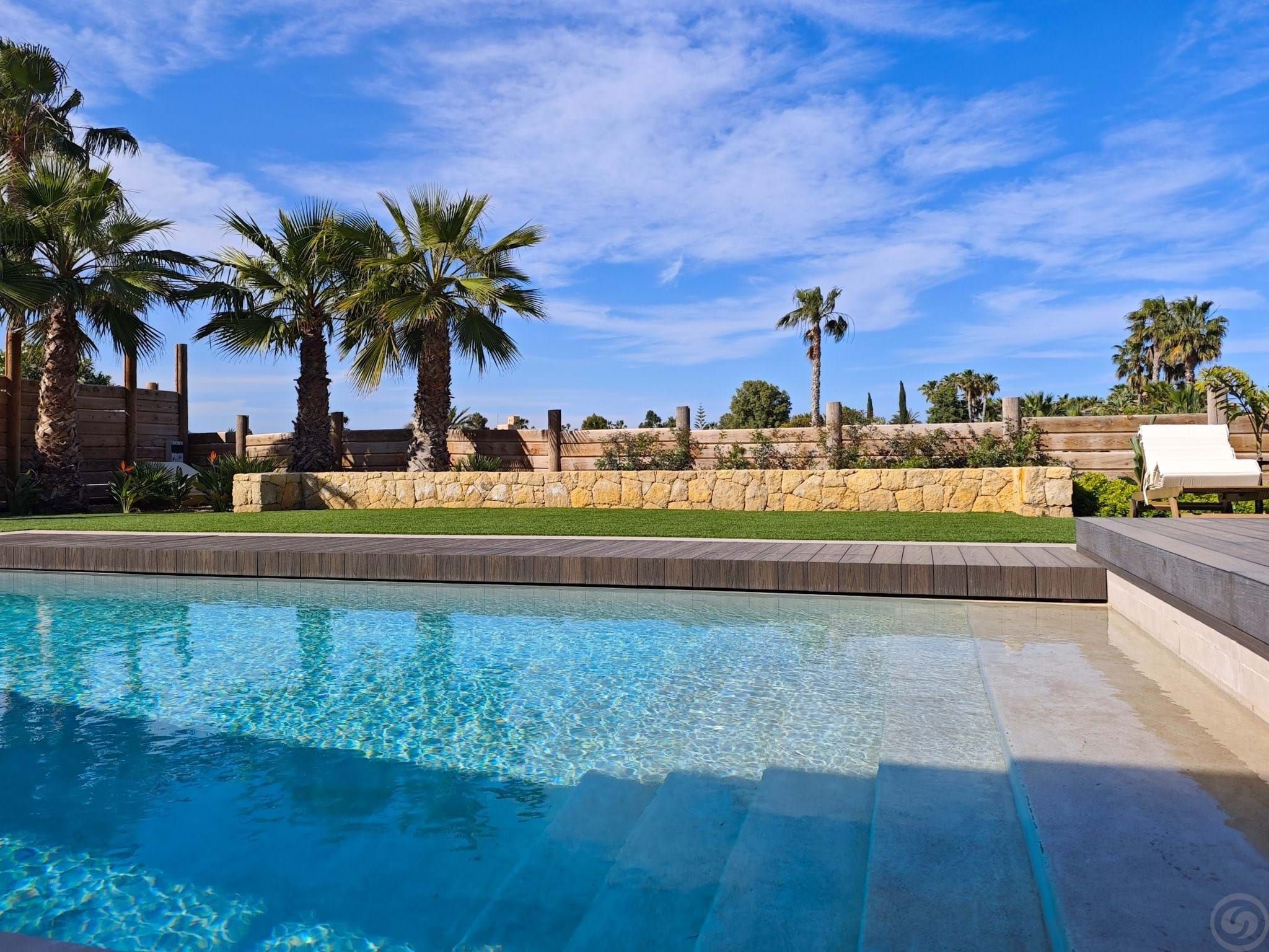 Piscina de Casa o xalet en venda en Cuevas del Almanzora amb Calefacció, Jardí privat i Terrassa