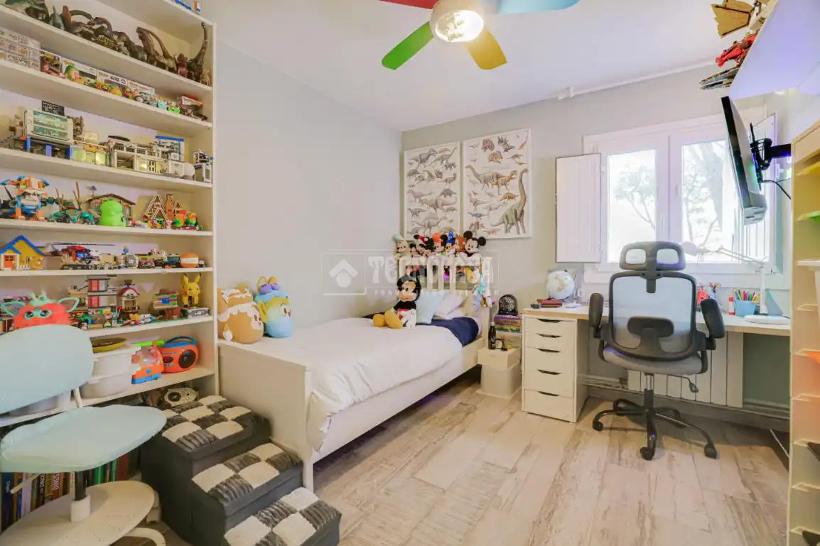 Bedroom of Flat for sale in Sant Feliu de Llobregat  with Balcony