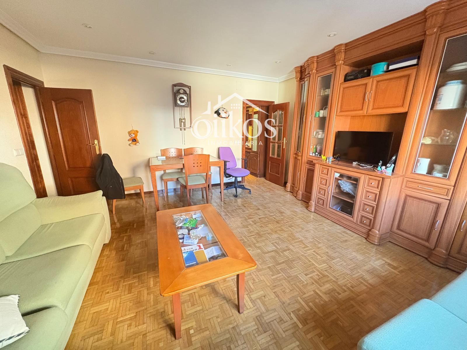 Sala d'estar de Pis en venda en Salamanca Capital amb Calefacció i Parquet