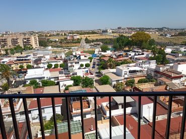 Flat with lift for sale in Calle Leon