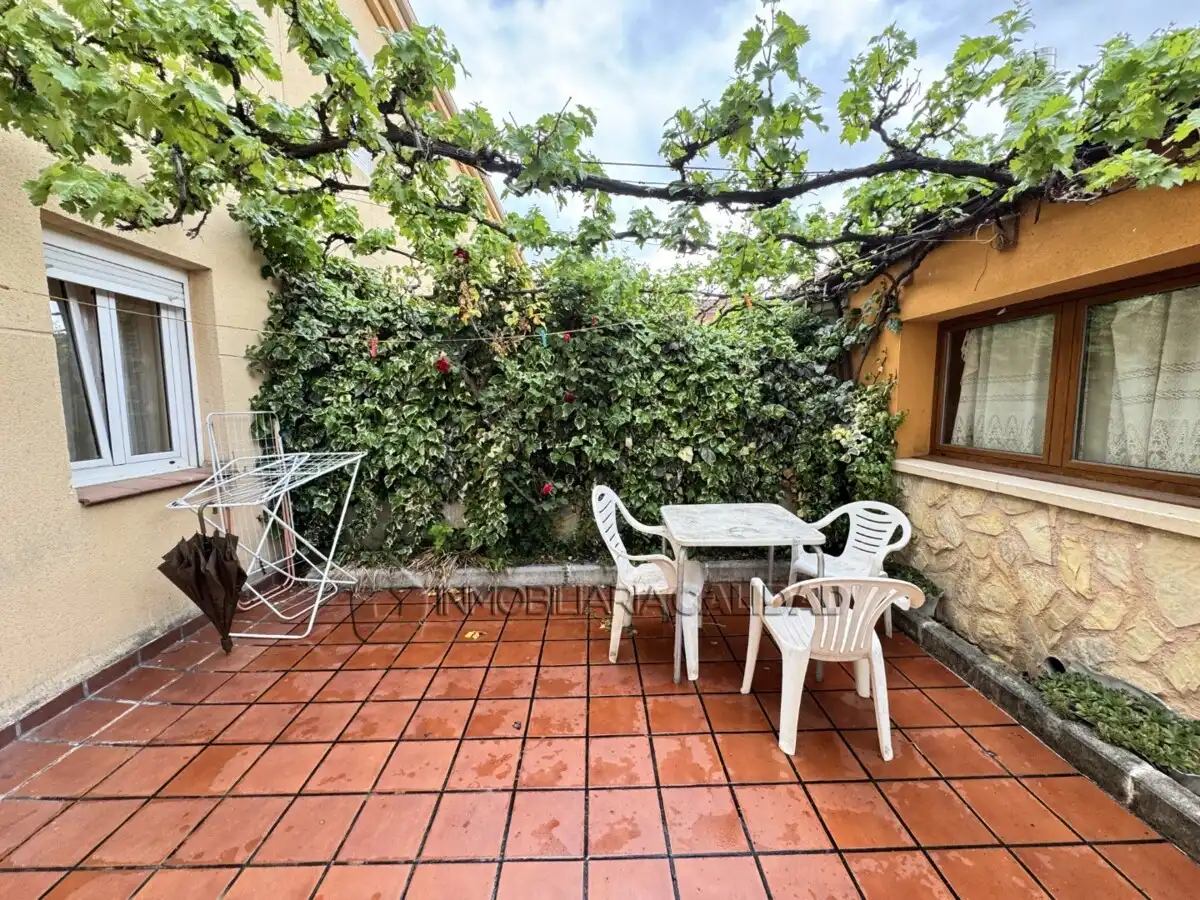 Terrasse von Wohnung zur Miete in Burgos mit Heizung und Möbliert