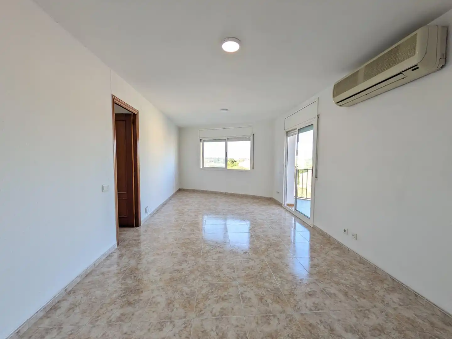Sala d'estar de Apartament en venda en Banyeres del Penedès amb Balcó