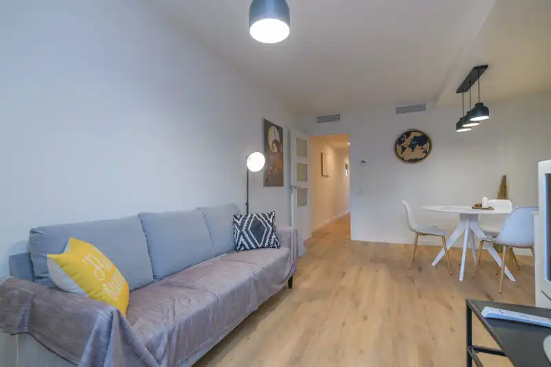 Àtic d'obra nova amb terrassa en venda a Centre, imagen 6