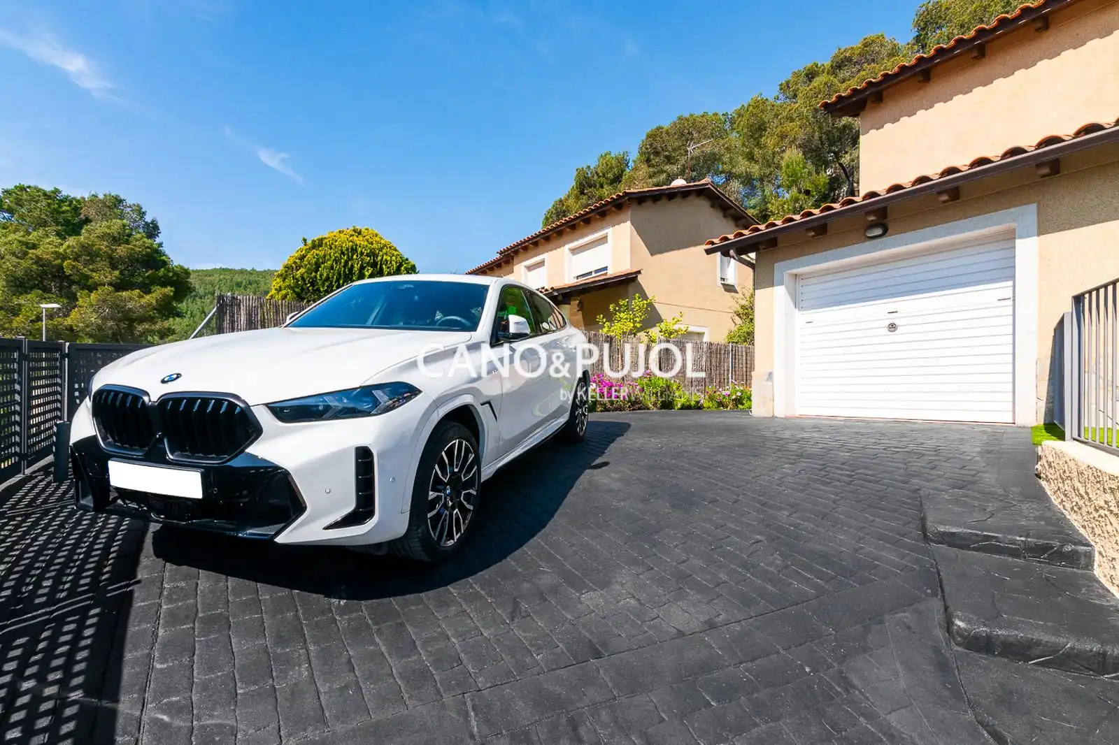 Parking de Casa o chalet en venta en Corbera de Llobregat con Calefacción, Terraza y Trastero