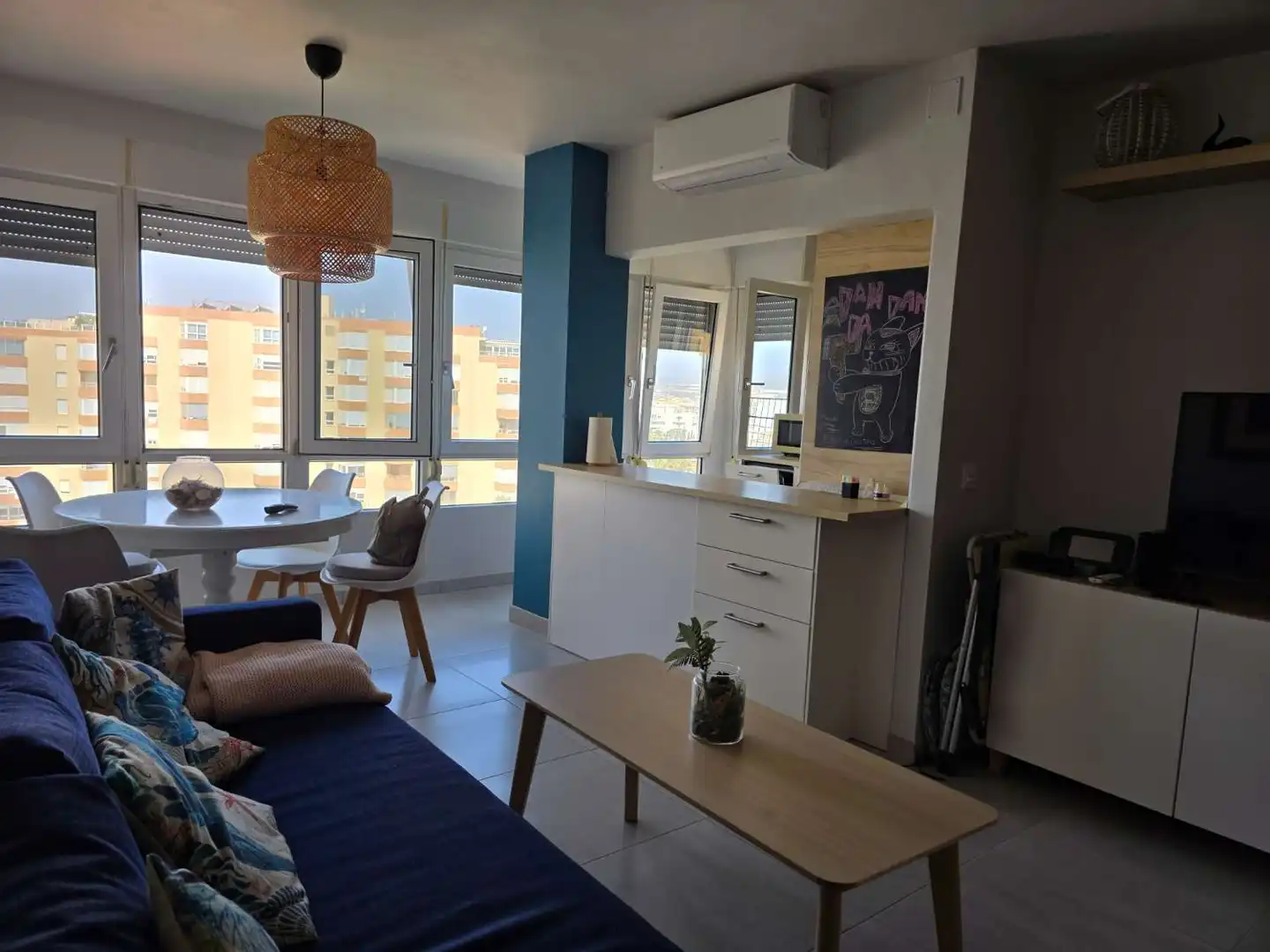 Sala d'estar de Apartament en venda en Torrox amb Aire condicionat, Calefacció i Piscina