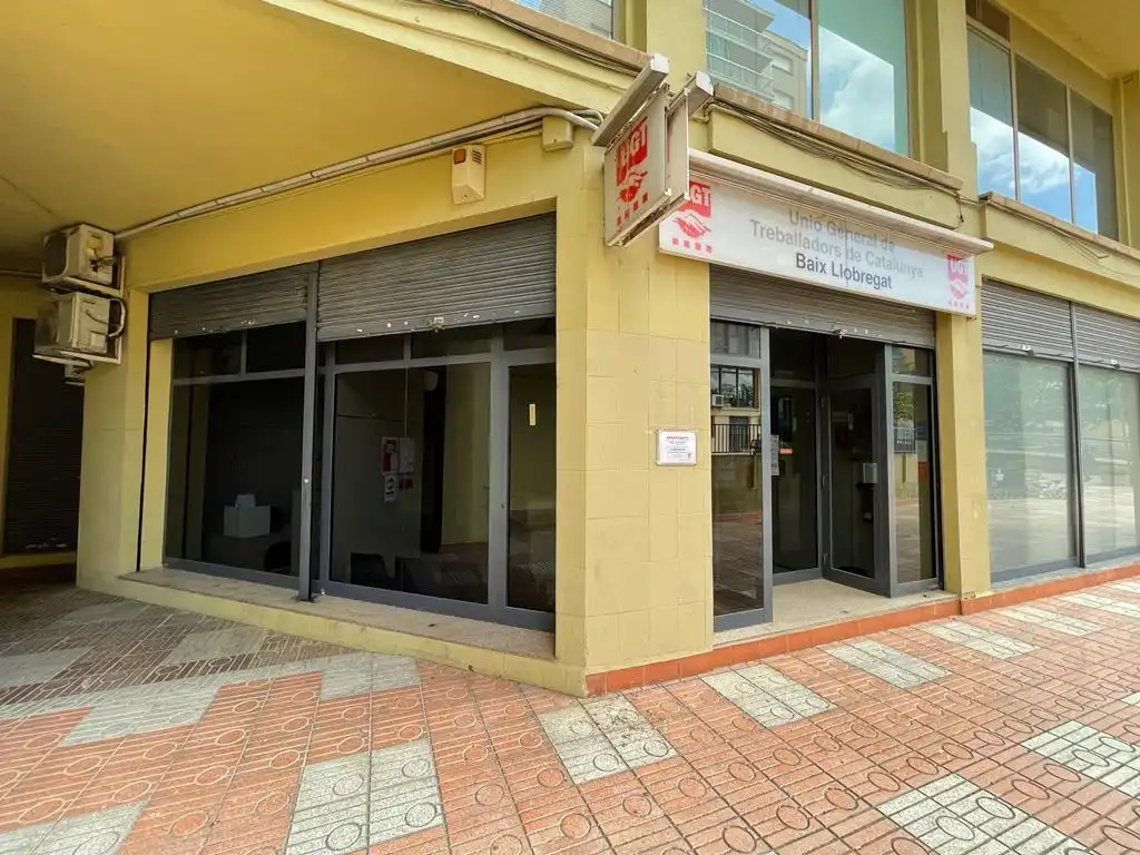 Vista exterior de Local en venta en Martorell con Aire acondicionado, Calefacción y Alarma