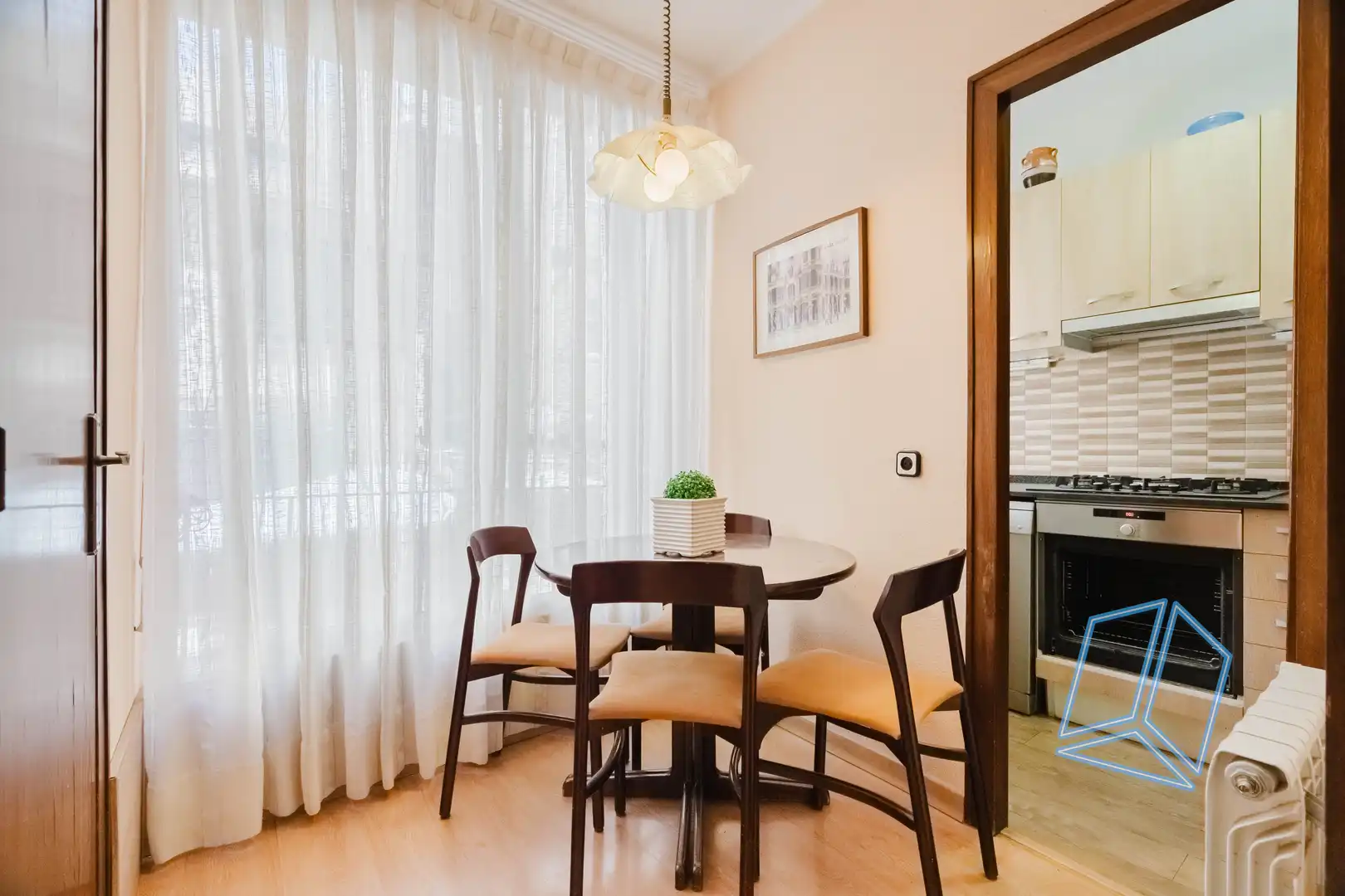 Dining room of Flat for sale in Gràcia