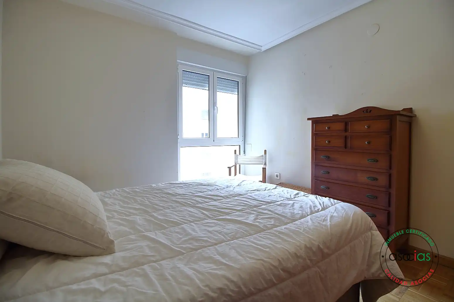 Habitación de Piso en venta en Gijón  con Calefacción y Parquet