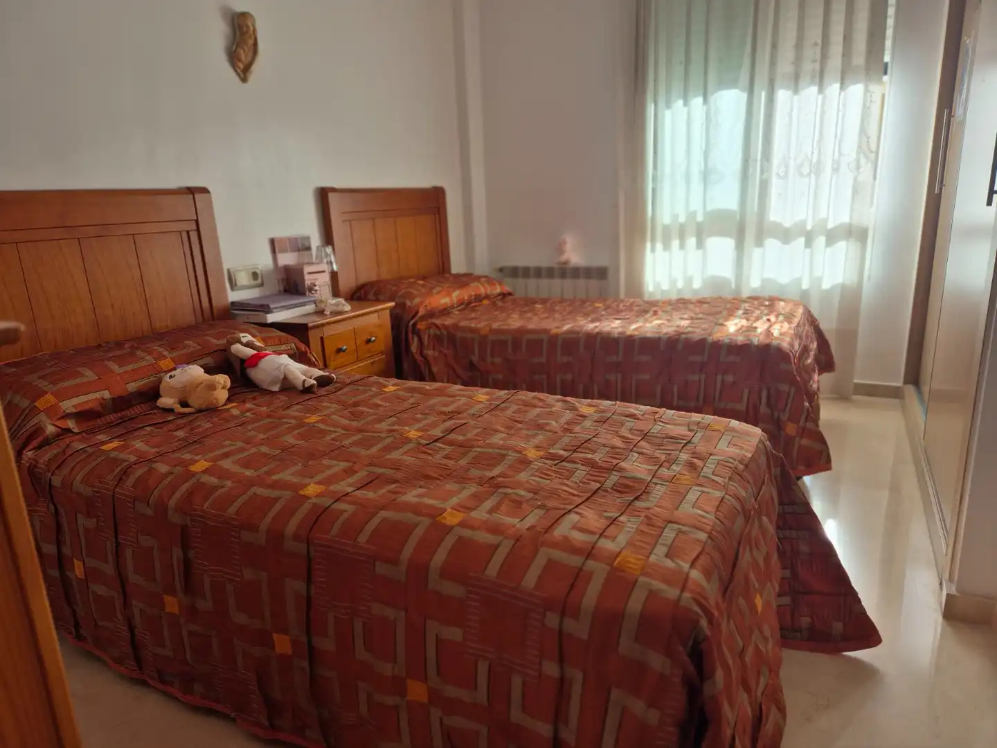 Dormitori de Casa adosada en venda en Daimús amb Aire condicionat, Terrassa i Moblat