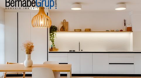 Exclusivo inmueble reformado, con terraza y garaje en zona Font Verda., imatge 2